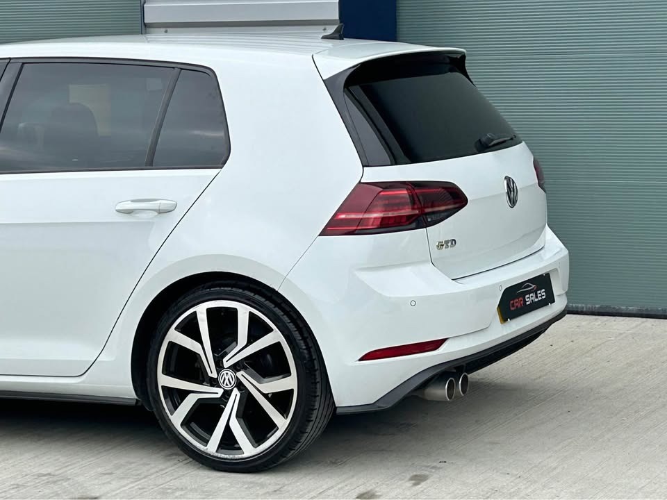 Used Volkswagen Golf 2017 for sale - 76146801: Photo 17