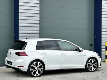 Used Volkswagen Golf 2017 for sale - 76146801: Photo 4