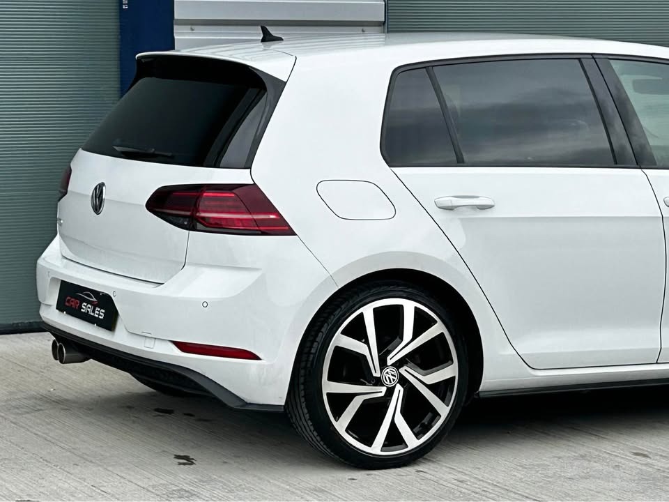 Used Volkswagen Golf 2017 for sale - 76146801: Photo 6