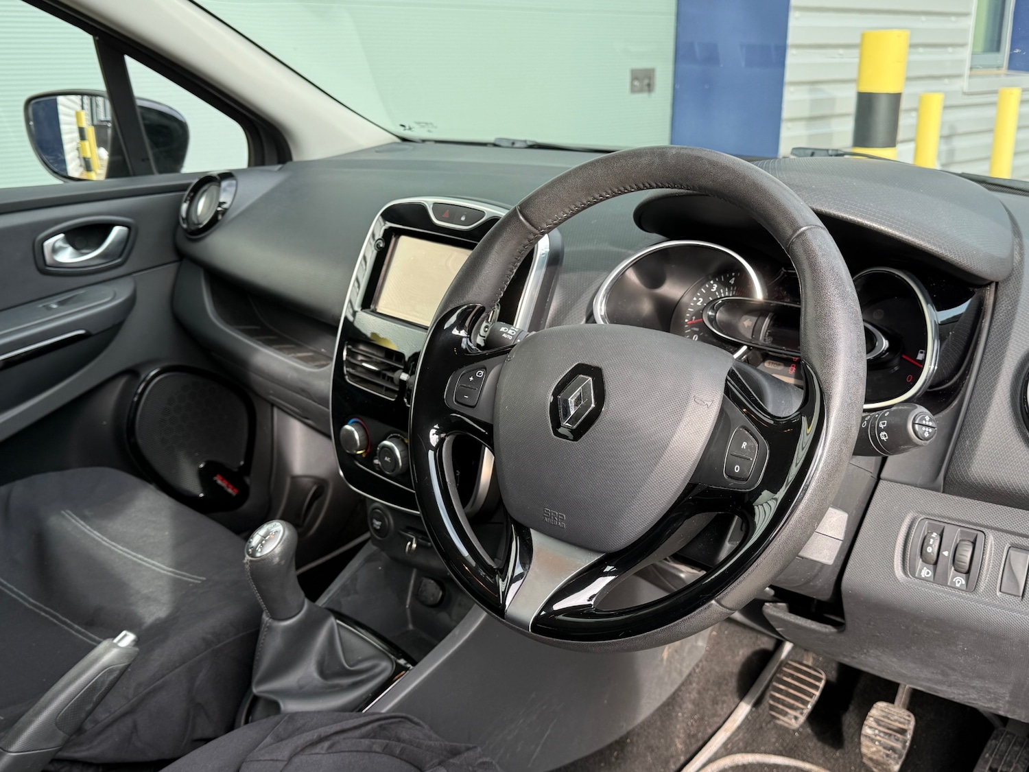 Used Renault Clio 2015 for sale - 77491089: Photo 6