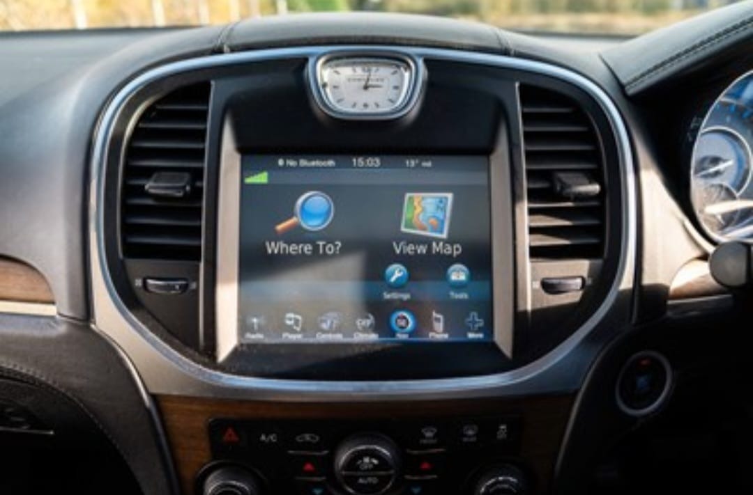 Used Chrysler 300C 2013 for sale - 76707359: Photo 8