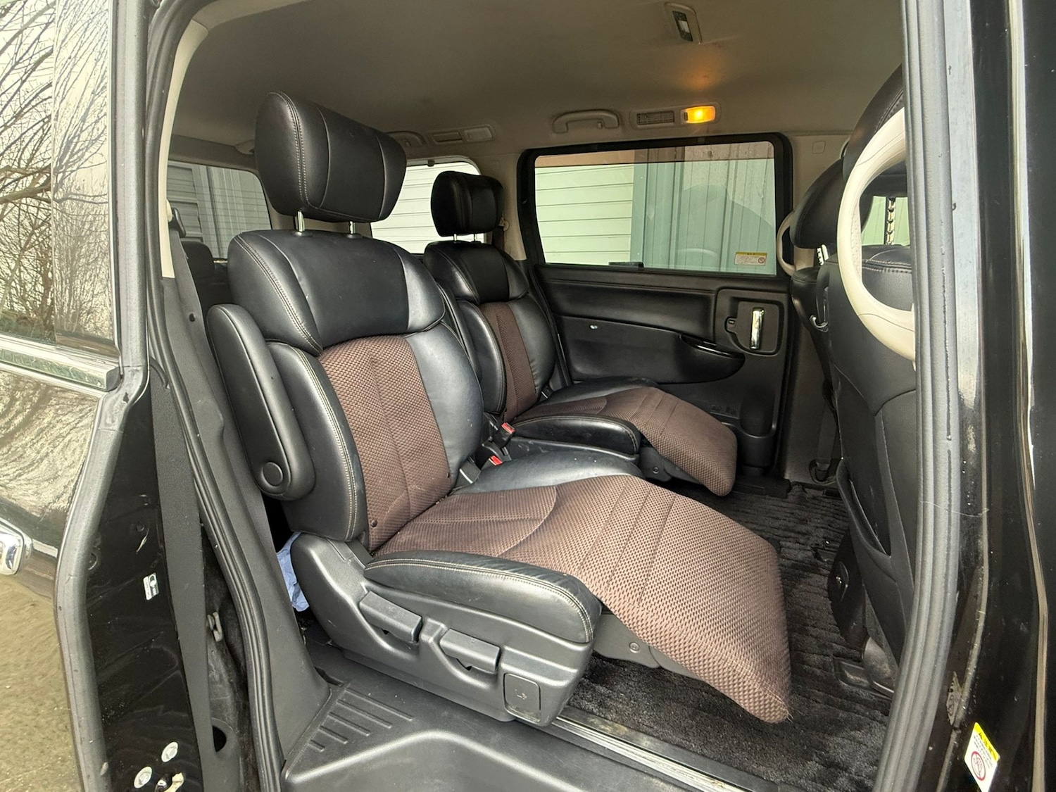 Used Nissan Elgrand 2023 for sale - 77490129: Photo 14