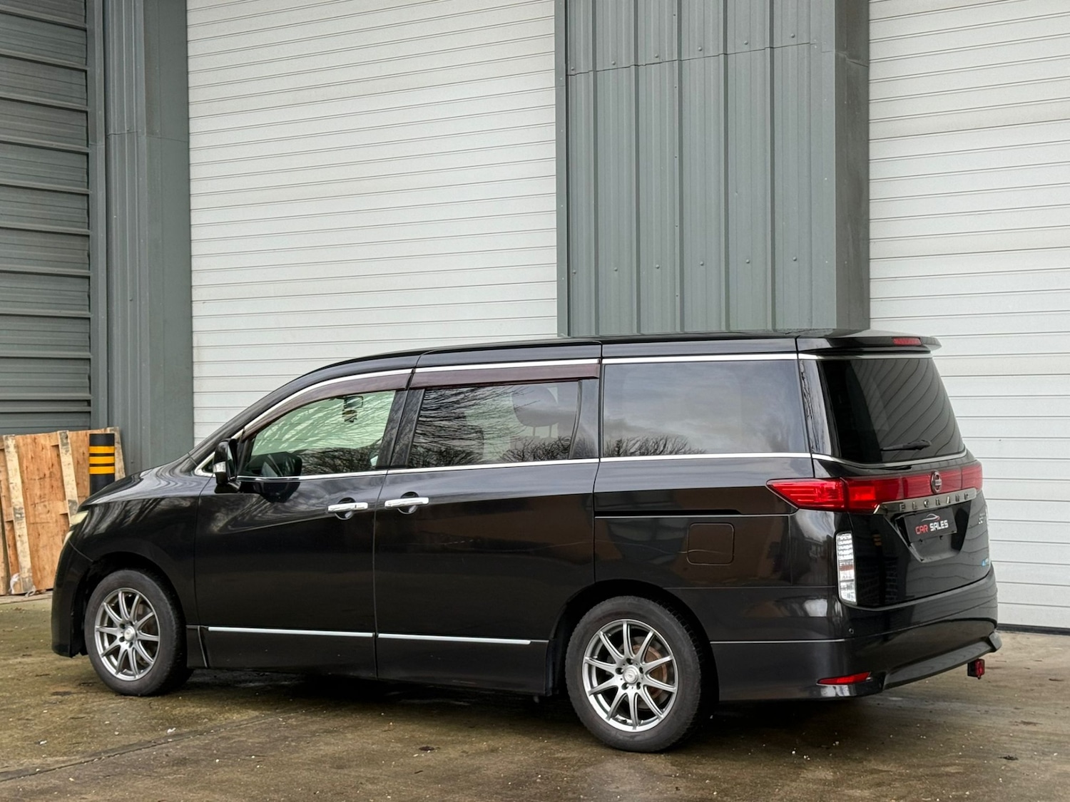 Used Nissan Elgrand 2023 for sale - 77490129: Photo 6