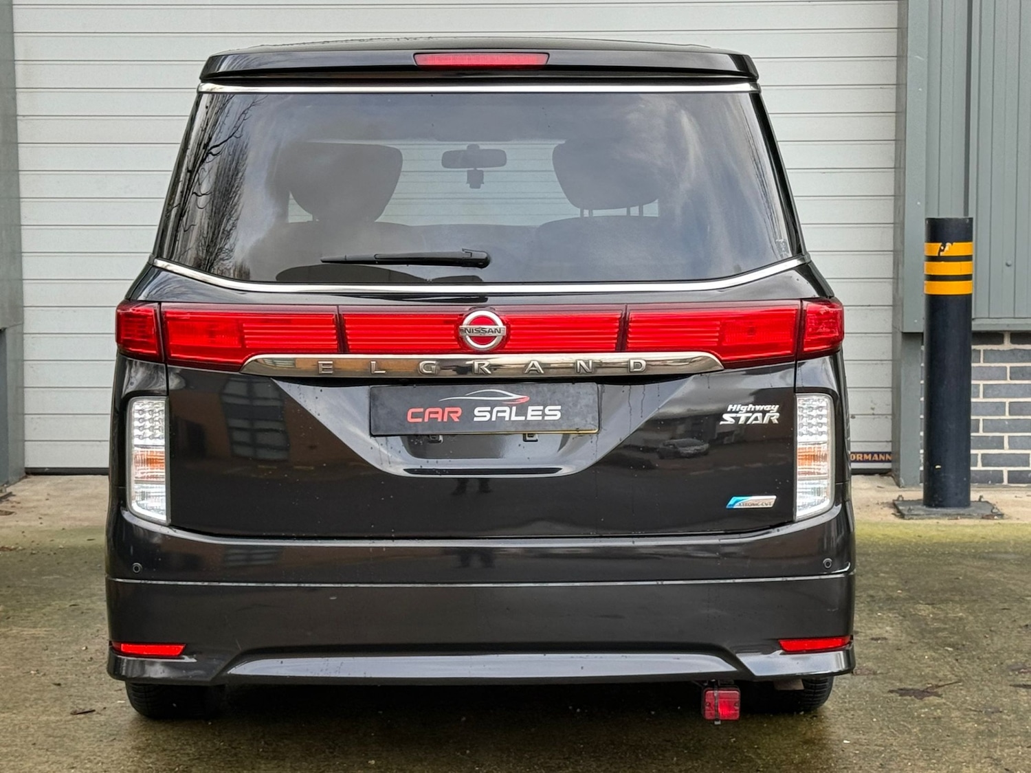 Used Nissan Elgrand 2023 for sale - 77490129: Photo 9