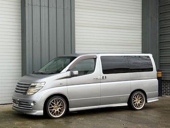 Used Nissan Elgrand 2003 for sale - 77490255: Photo