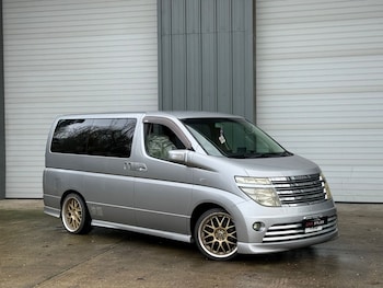 Used Nissan Elgrand 2003 for sale - 77490255: Photo