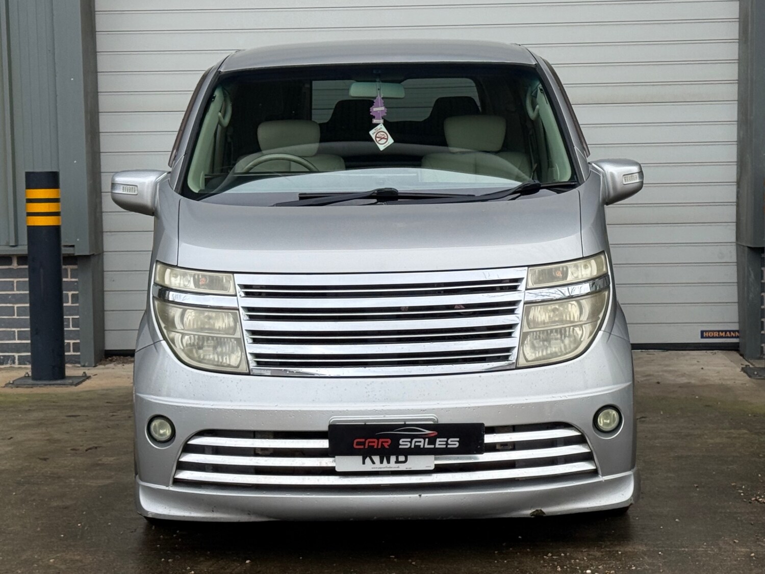 Used Nissan Elgrand 2003 for sale - 77490255: Photo 7