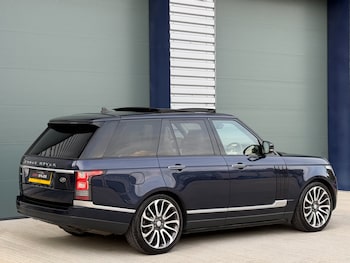 Used Land Rover Range Rover 2015 for sale - 79393067: Photo