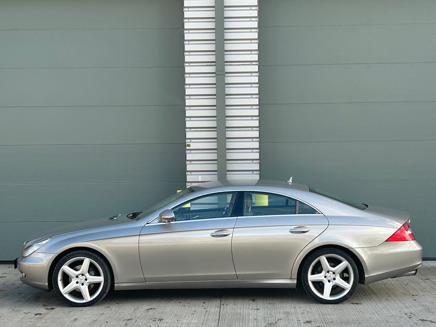 Used Mercedes-Benz CLS 2008 for sale - 76445058: Photo 12