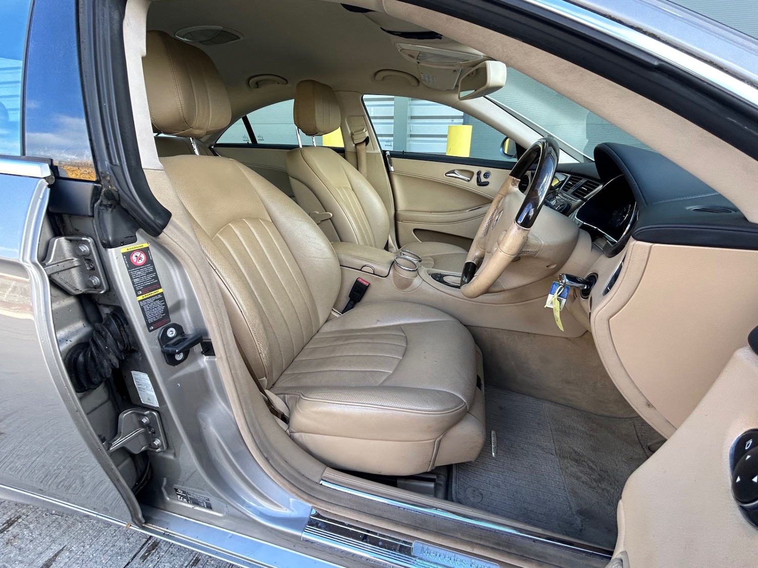 Used Mercedes-Benz CLS 2008 for sale - 76445058: Photo 7