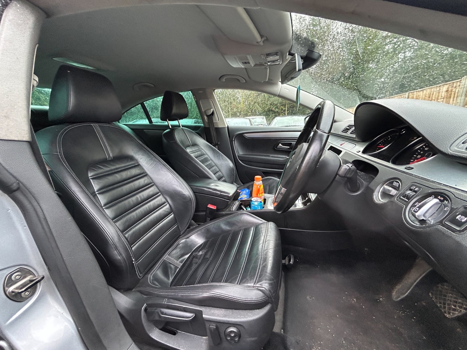 Used Volkswagen Passat 2010 for sale - 76861888: Photo 4