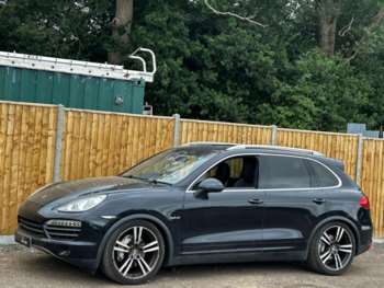 Used Porsche Cayenne 2010 for sale - 75161251: Photo