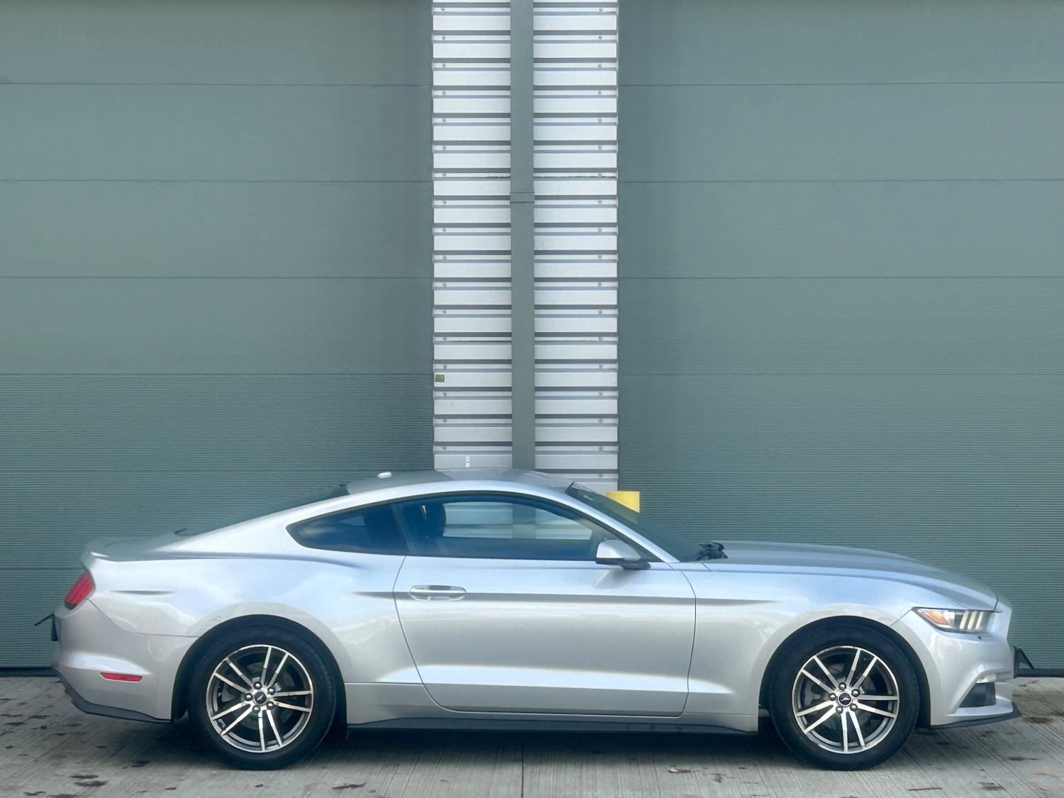 Used Ford Mustang 2016 for sale - 76444690: Photo 3