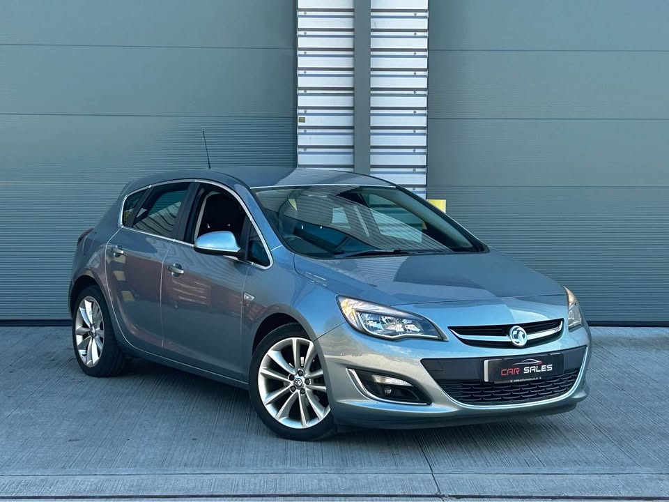 Used Vauxhall Astra 2013 for sale - 76078877: Photo 1