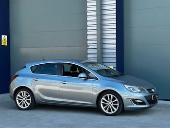 Used Vauxhall Astra 2013 for sale - 76078877: Photo 3