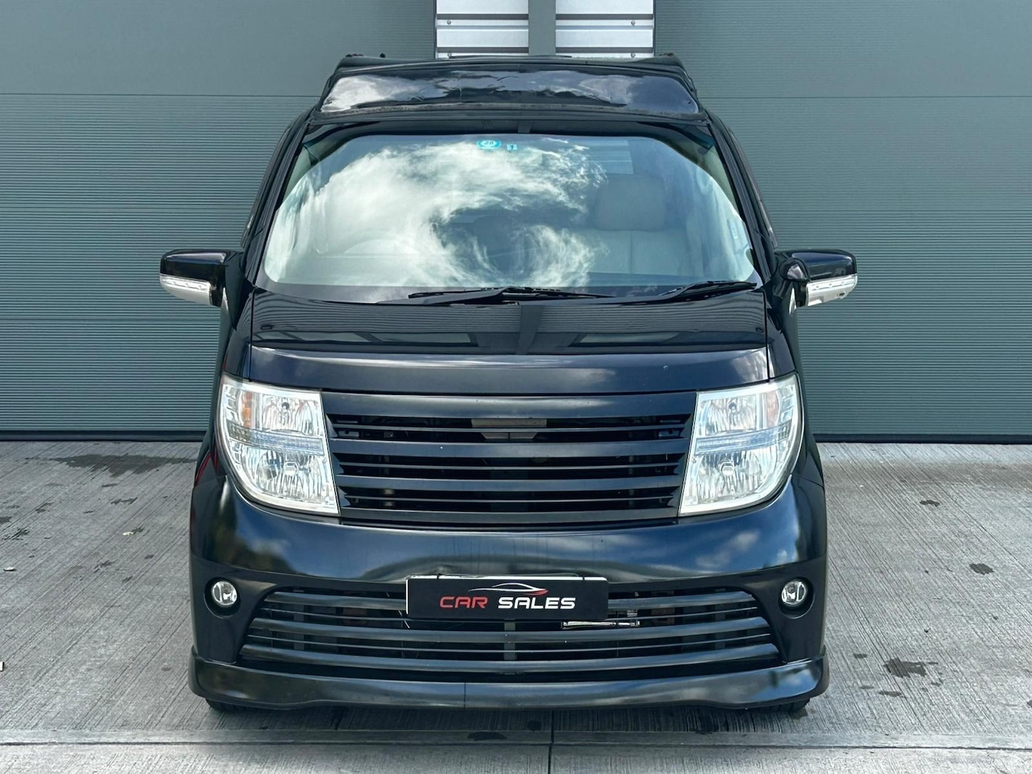 Used Nissan Elgrand 2018 for sale - 76120465: Photo 7