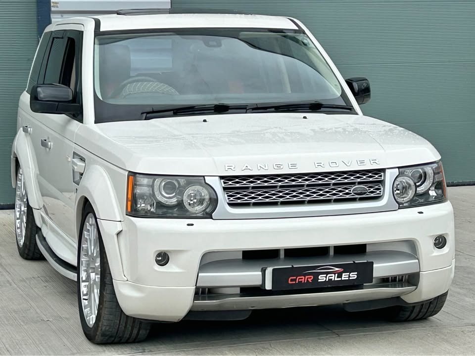 Used Land Rover Range Rover Sport 2010 for sale - 76287401: Photo 18