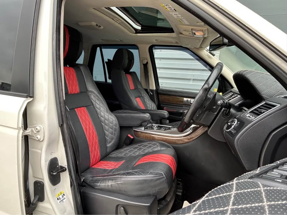 Used Land Rover Range Rover Sport 2010 for sale - 76287401: Photo 9