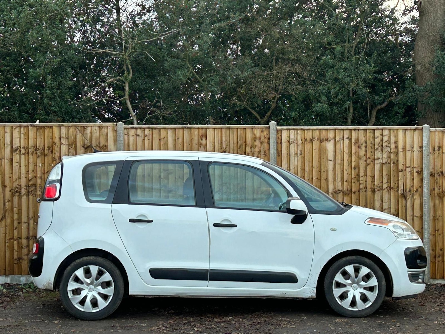 Used Citroen C3 Picasso 2010 for sale - 76941930: Photo 7