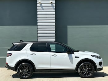 Used Land Rover Discovery Sport 2018 for sale - 79219852: Photo