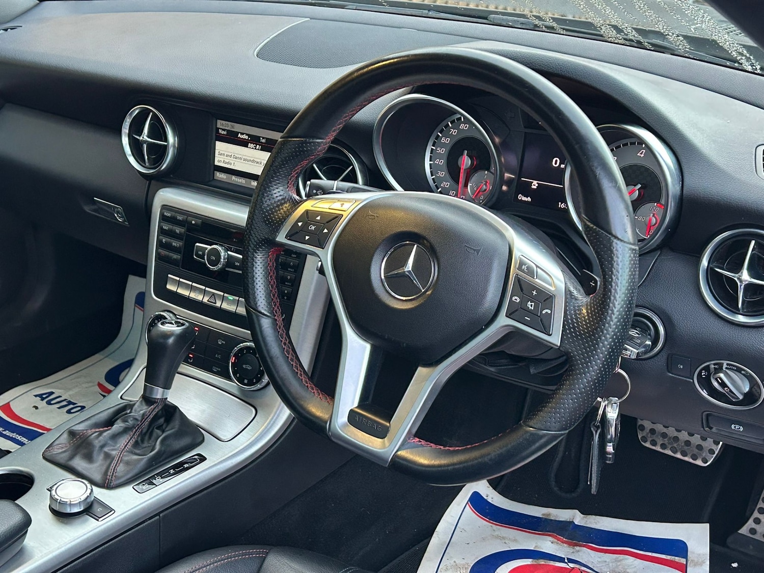 Used Mercedes-Benz SLK 2013 for sale - 76941921: Photo 13