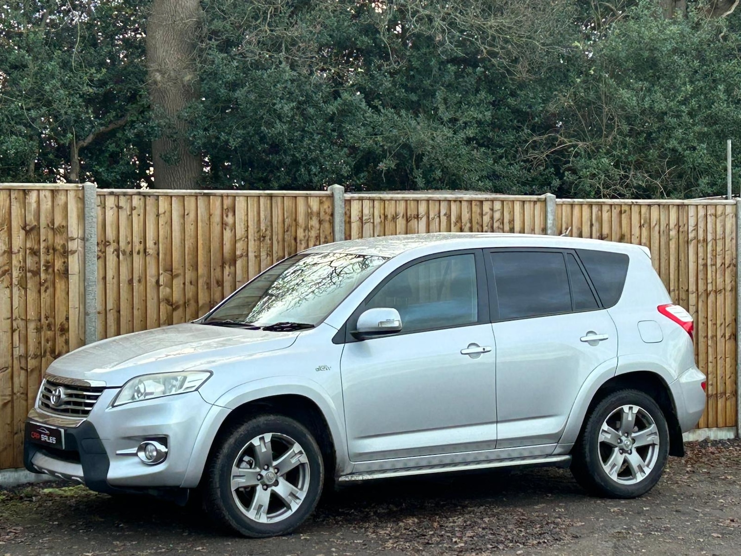Used Toyota RAV4 2010 for sale - 76941917: Photo 2