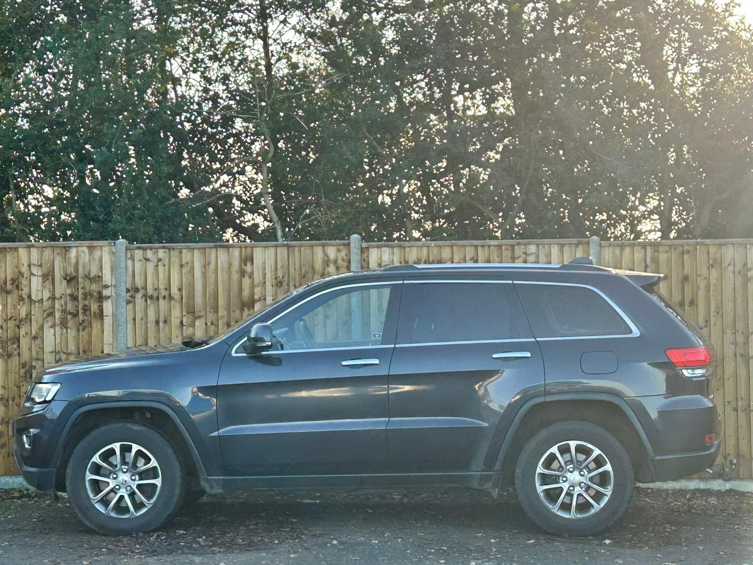 Used Jeep Grand Cherokee 2014 for sale - 76864286: Photo 4