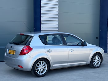 Used Kia Ceed 2008 for sale - 79120753: Photo