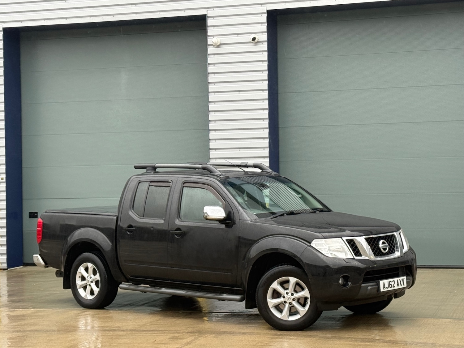 Used Nissan Navara 2012 for sale - 77282369: Photo 1