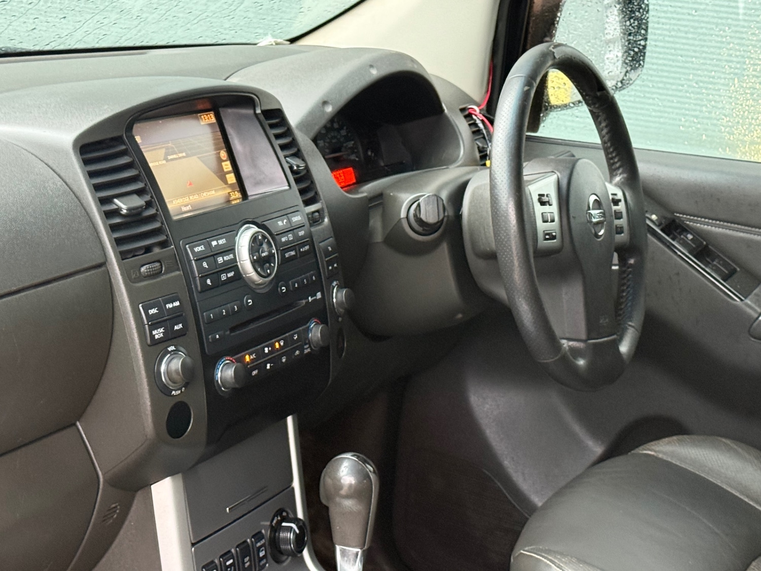 Used Nissan Navara 2012 for sale - 77282369: Photo 15