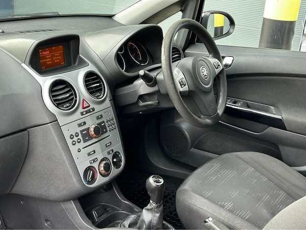 Used Vauxhall Corsa 2011 for sale - 76113965: Photo 16