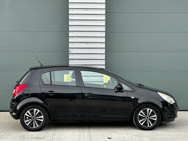 Used Vauxhall Corsa 2011 for sale - 76113965: Photo 4