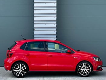 Used Volkswagen Polo 2016 for sale - 75221358: Photo