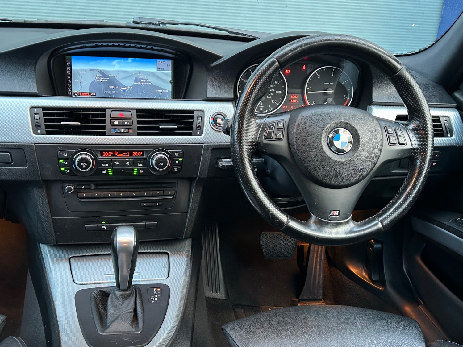 Used BMW 3 Series 2010 for sale - 76430461: Photo 12