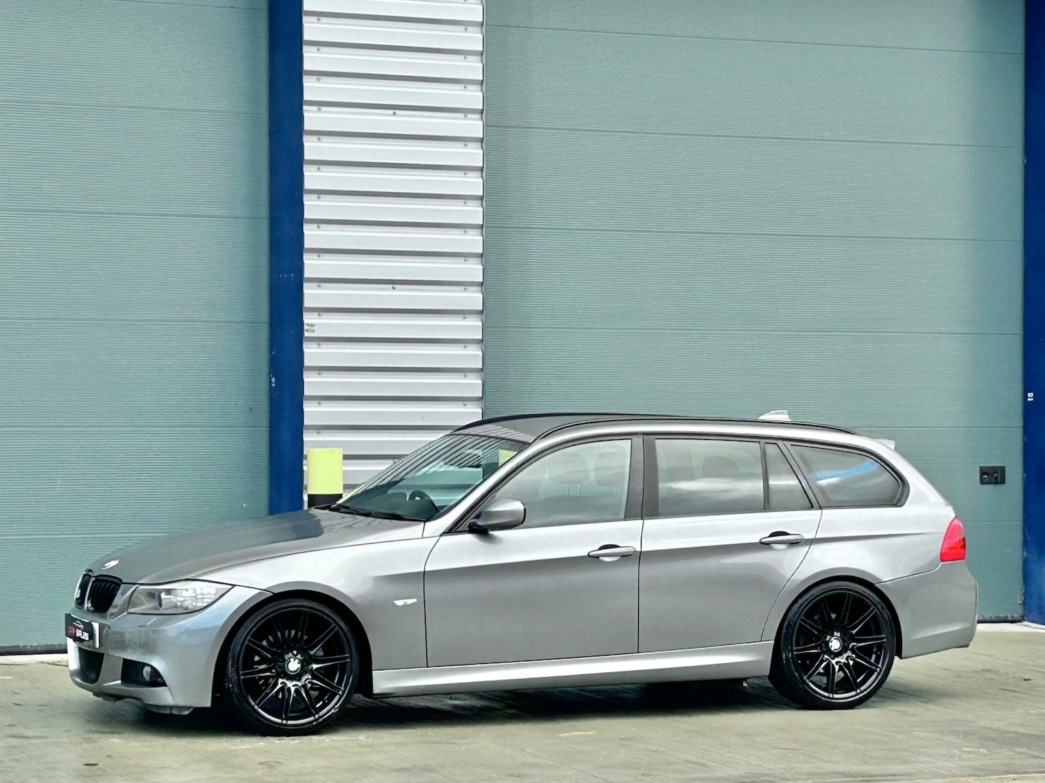 Used BMW 3 Series 2010 for sale - 76430461: Photo 14