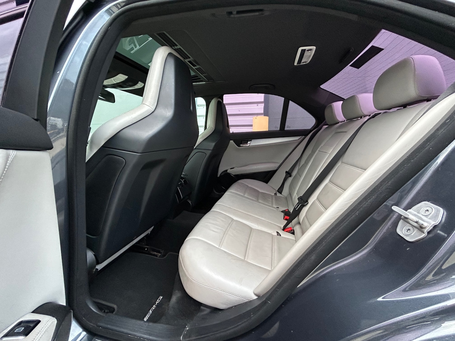 Used Mercedes-Benz C Class 2011 for sale - 76946093: Photo 16