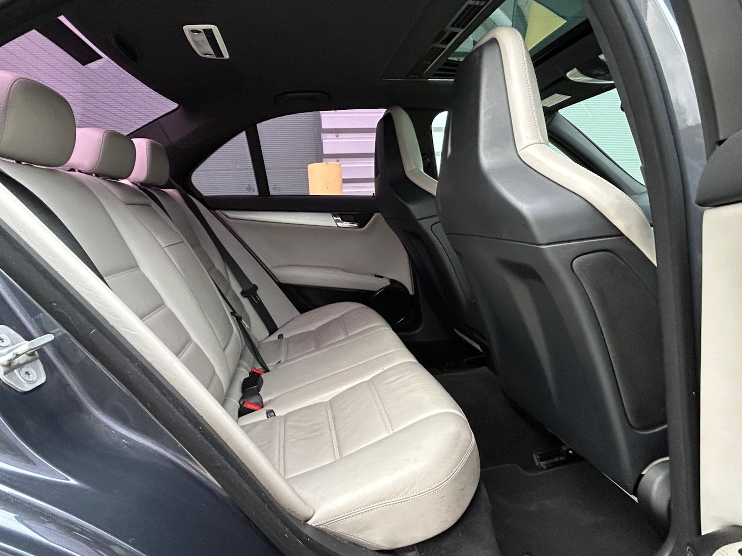 Used Mercedes-Benz C Class 2011 for sale - 76946093: Photo 9