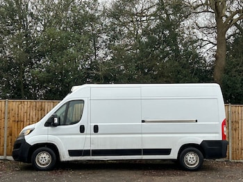 Used Peugeot Boxer 2022 for sale - 76922106: Photo