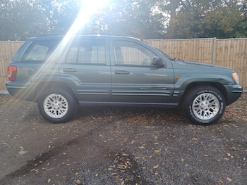 Used Mercedes-Benz C Class 2002 for sale - 76478010: Photo