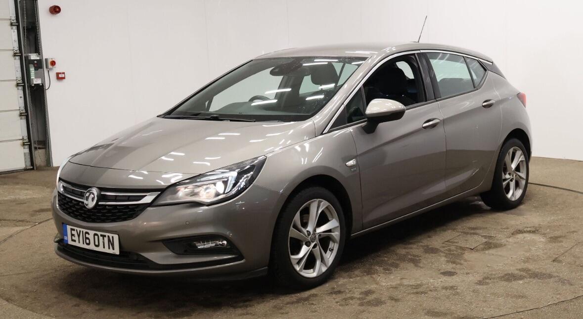 Used Vauxhall Astra 2016 for sale - 77143775: Photo 2