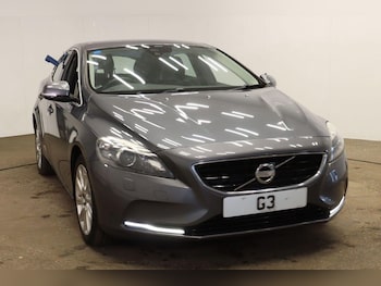 Used Volvo V40 2013 for sale - 76151461: Photo
