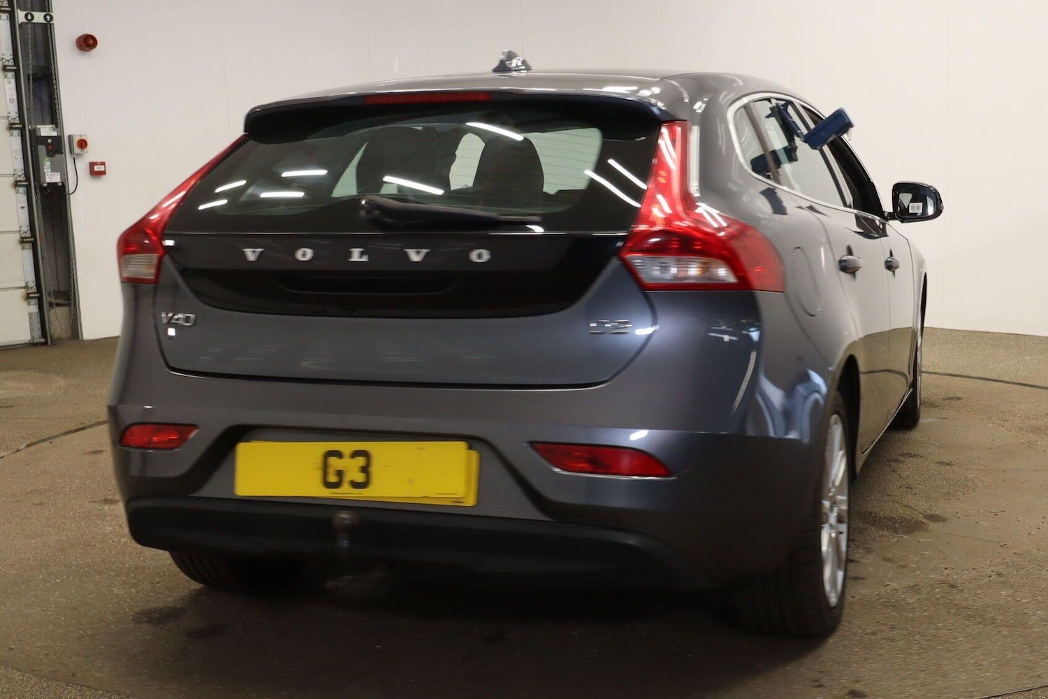 Used Volvo V40 2013 for sale - 76151461: Photo 4