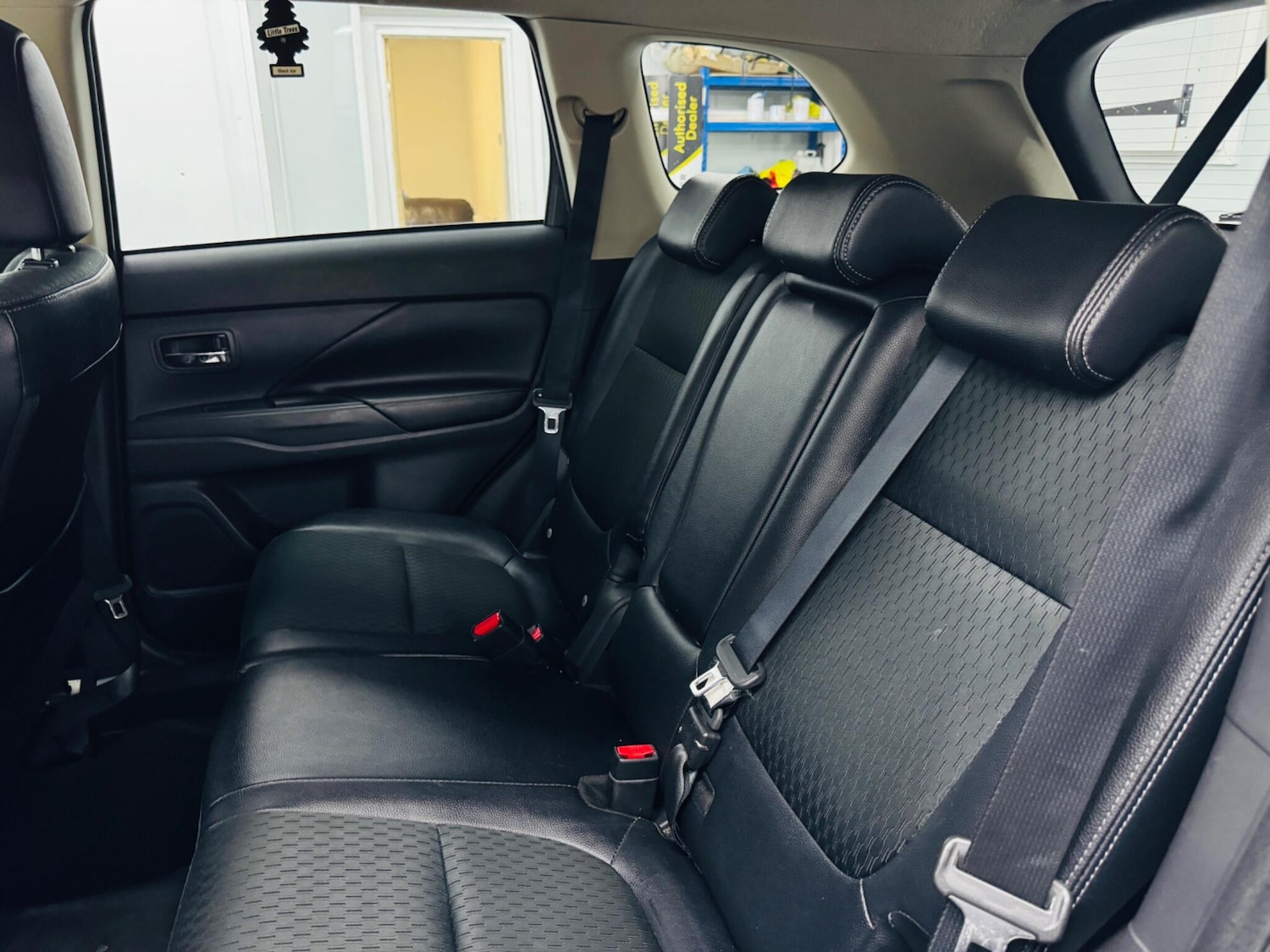 Used Mitsubishi Outlander for sale - 76728802: Photo 16