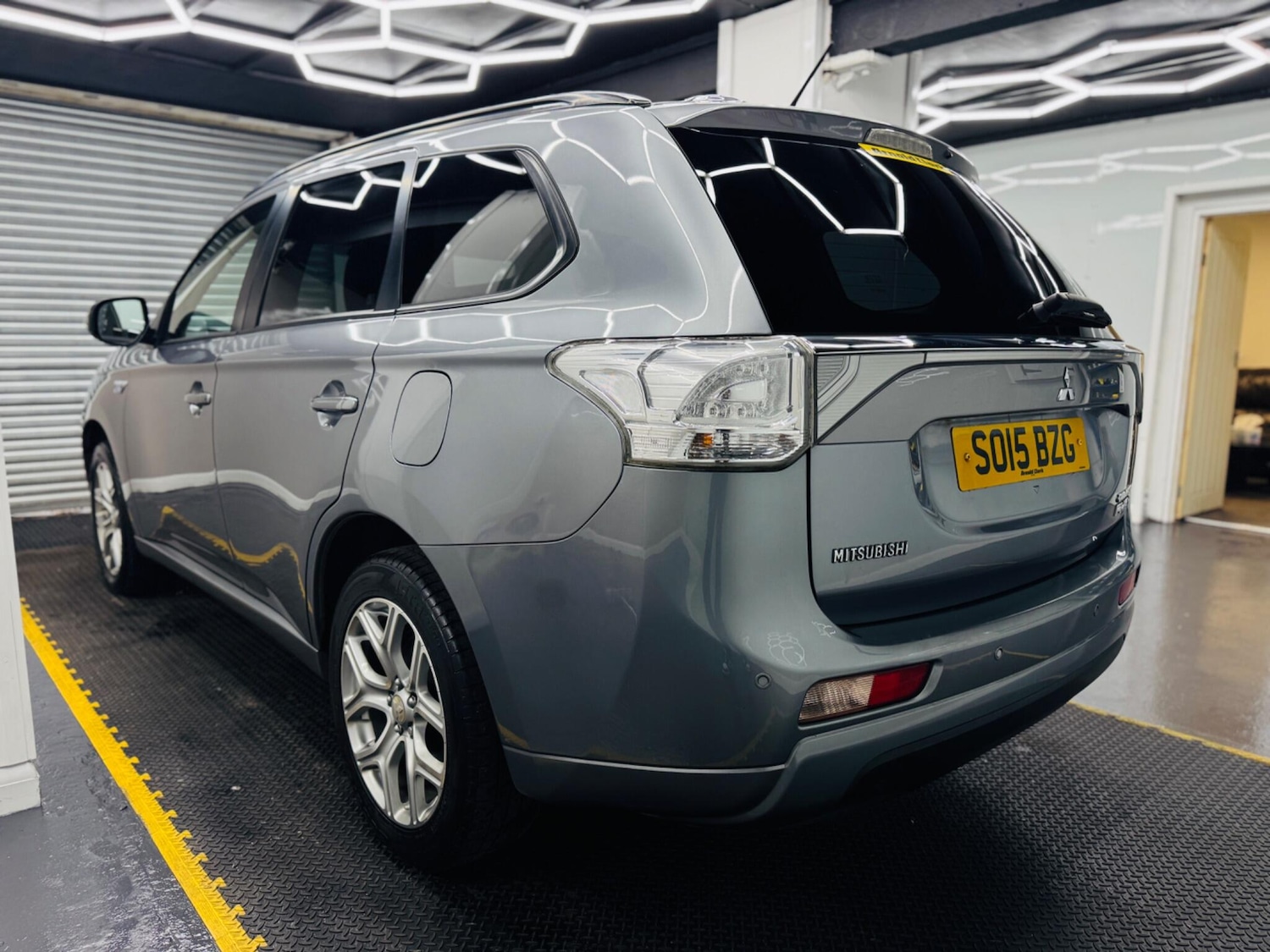 Used Mitsubishi Outlander for sale - 76728802: Photo 4