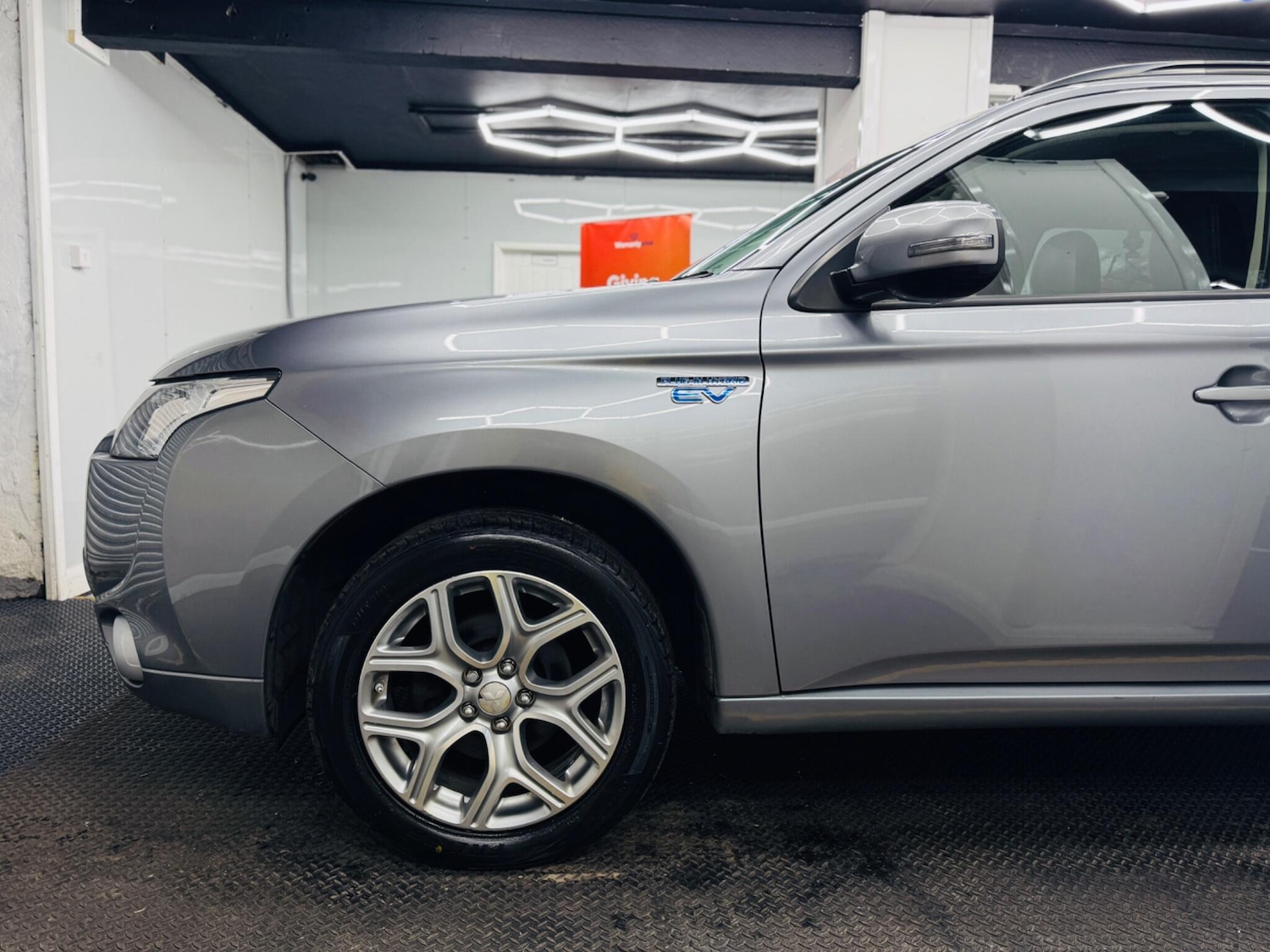 Used Mitsubishi Outlander for sale - 76728802: Photo 7