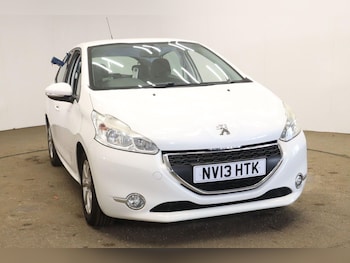Used Peugeot 208 2013 for sale - 75589254: Photo