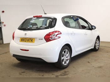 Used Peugeot 208 2013 for sale - 75589254: Photo