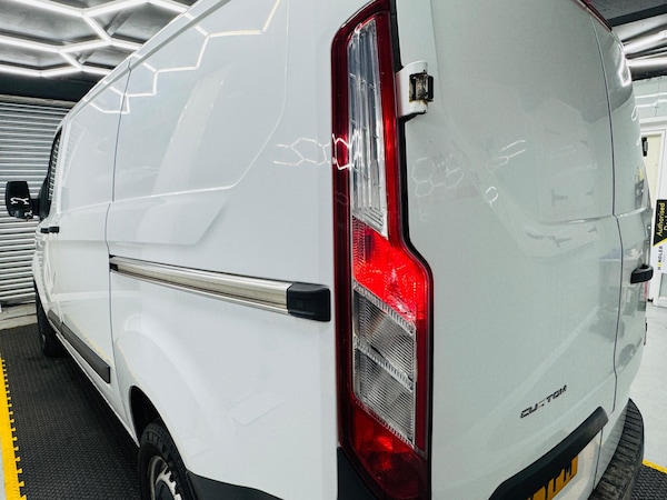 Used Ford Transit Custom 2017 for sale - 75166199: Photo 14