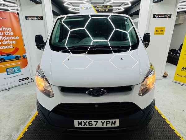 Used Ford Transit Custom 2017 for sale - 75166199: Photo 2