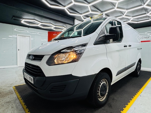 Used Ford Transit Custom 2017 for sale - 75166199: Photo 4